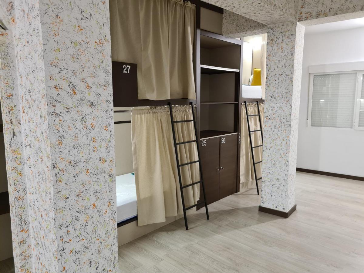 Hostel M-A Rooms Mate مدريد المظهر الخارجي الصورة